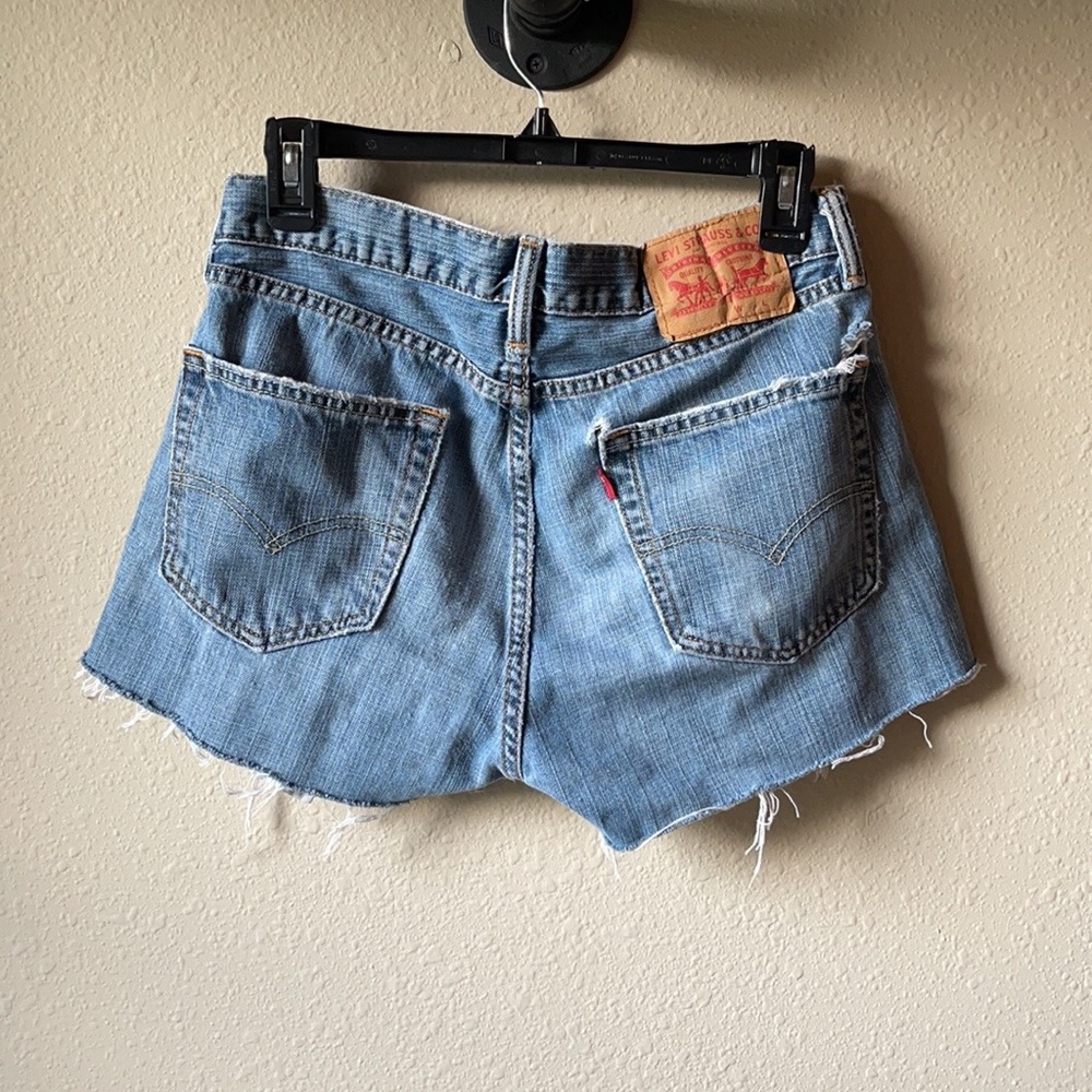 Levi’s Well Worn Denim Cutoff Shorts Sz 8